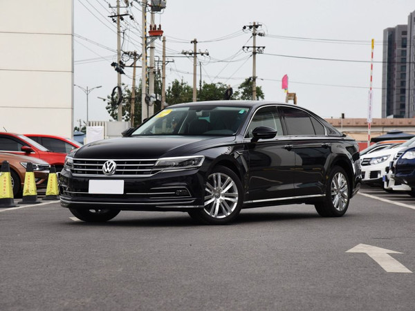 18款大眾輝昂報價 大boss車型值得擁有